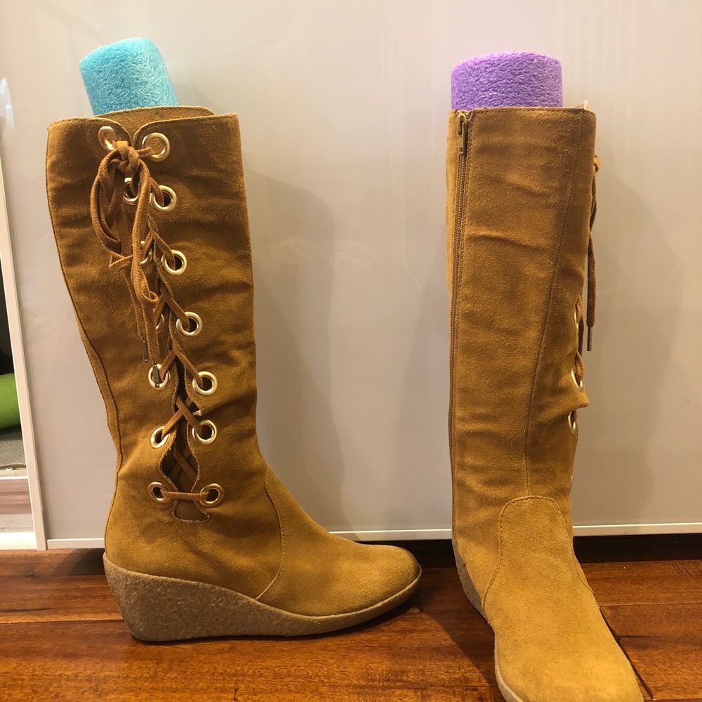 Michael Kors leather/suede camel boots size 9